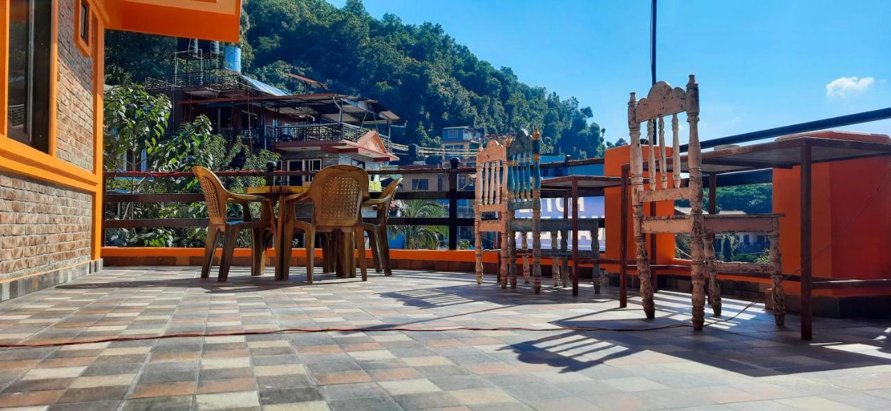 The Maple Inn Pokhara Buitenkant foto