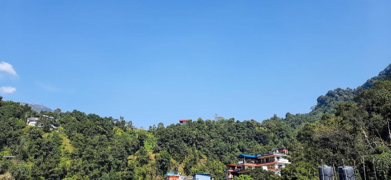 The Maple Inn Pokhara Buitenkant foto